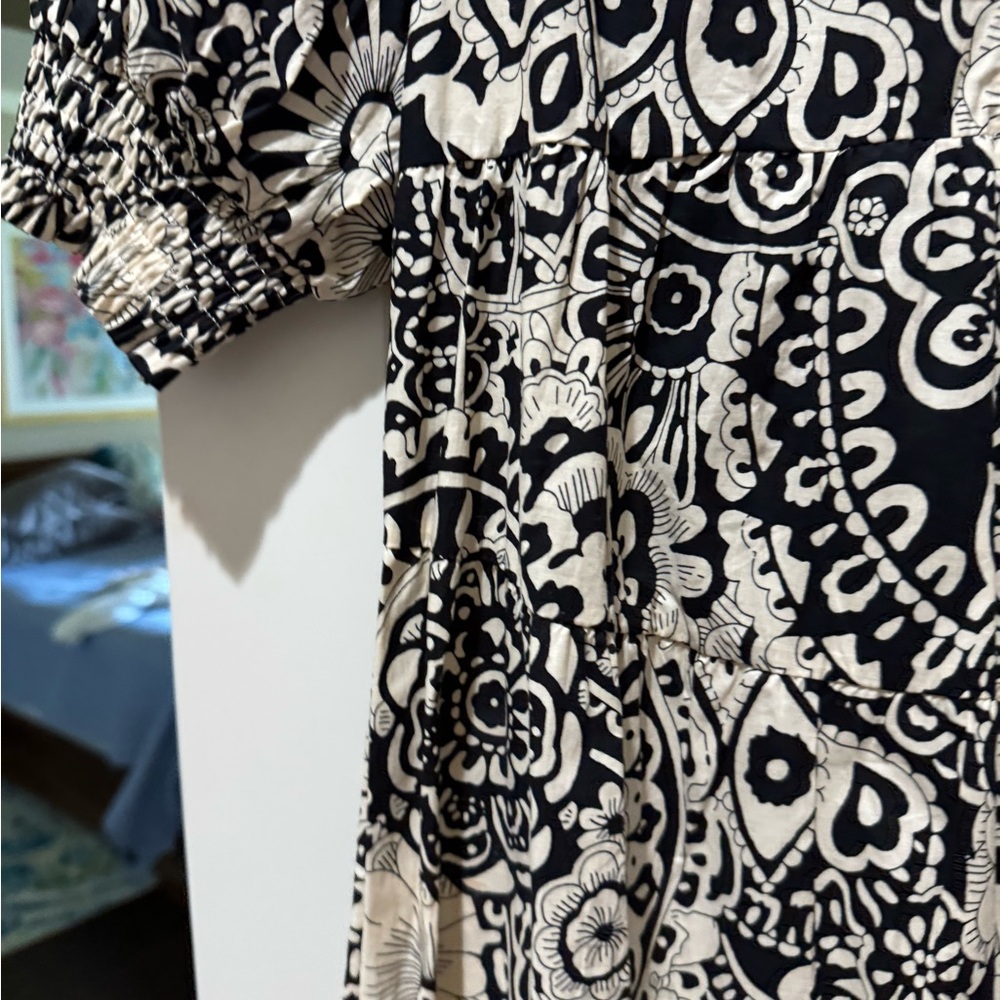 UMGEE- Size Small ๐ฏ Cotton dress. NWT Darling dress is a year around staple! - Picture 3 of 9
